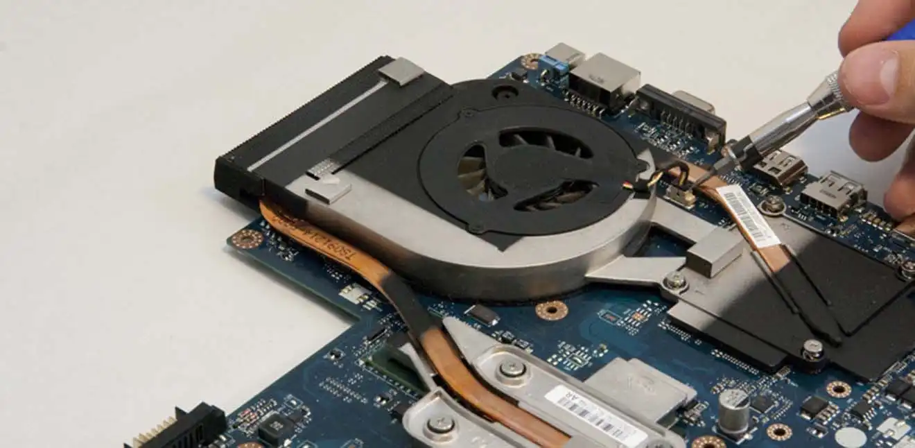 Чистка ноутбука Packard Bell от пыли в Севастополе | Замена термопасты